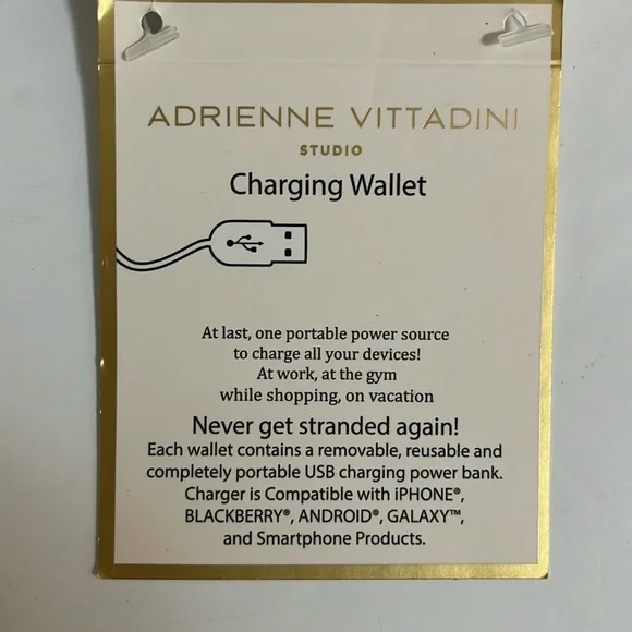 Adrienne Vittadini charging wallet wristlet white saffiano New - Picture 11 of 14